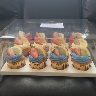Dozen Standard Cupcakes 