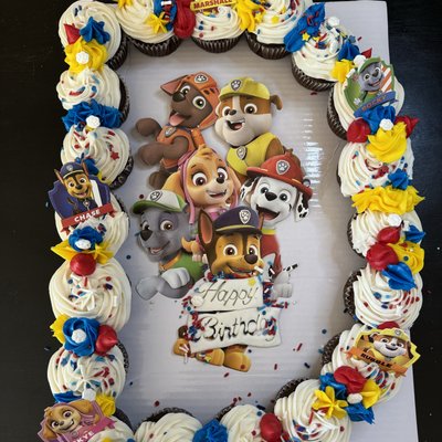 Custom -themed Cupcakes 