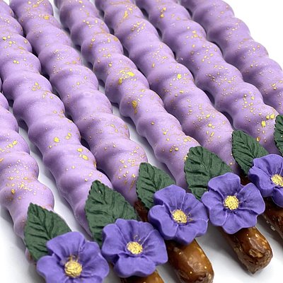 Custom Treats (Oreos, Pretzels, RKT, Marshmallows)