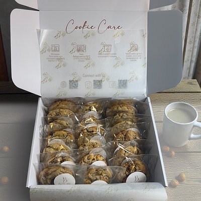 Sandra’s Sweet Selection (20 Variety Cookies)