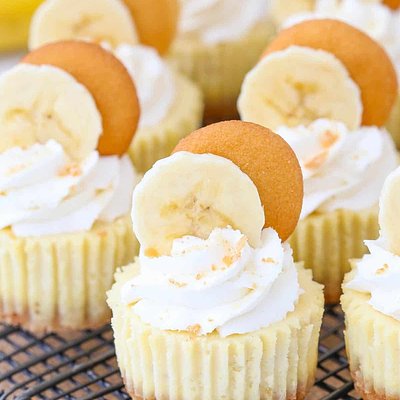 Banana Pudding Cheesecake Cupcakes (6-Pack)