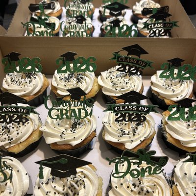 Customized Cupcakes 