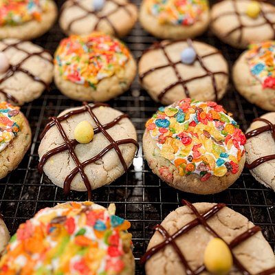 Cheesecake Stuffed Cookies