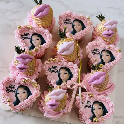 Themed Cupcakes (24)