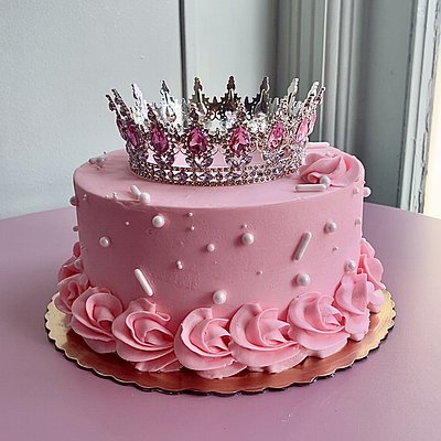 6” Custom Cake (Serves 8–10)