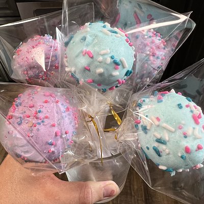 One Dozen Cake Pops 