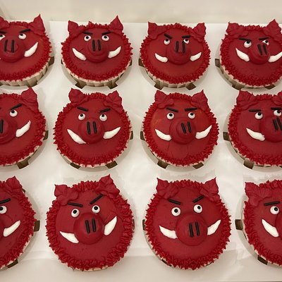 Red Piggy Cupcakes