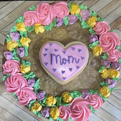 Mothers Day Cookie Cake 
