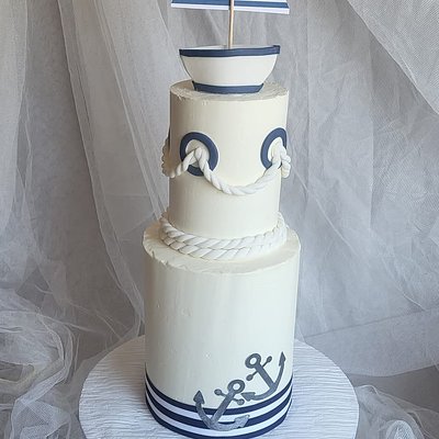 Small 2 Tier (Feeds 20)