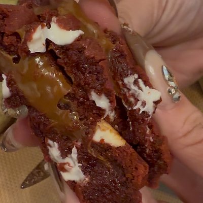 Red velvet NY style Cookie