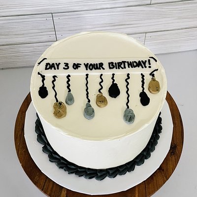 6” Cake 10-12 Servings 