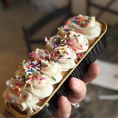 Birthday mini cake
