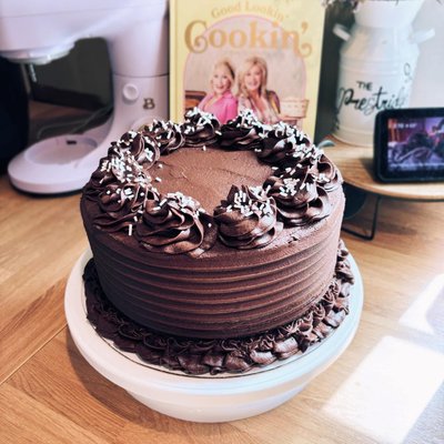 Custom Cake - 8 Inch