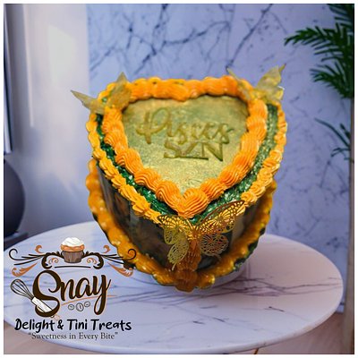 Heart Cake 8”/3 Layers