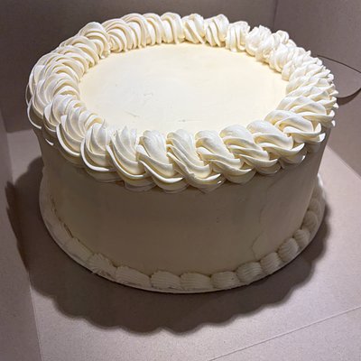 Classic Vanilla Cake 