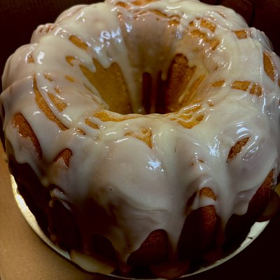 Cream Cheese Pound Cake- Lemon (Whole) 