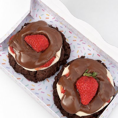 Chocolate Strawberry Cheesecake Cookies