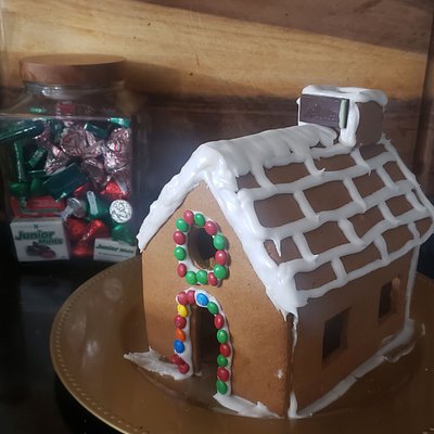 Gingerbread House Kit