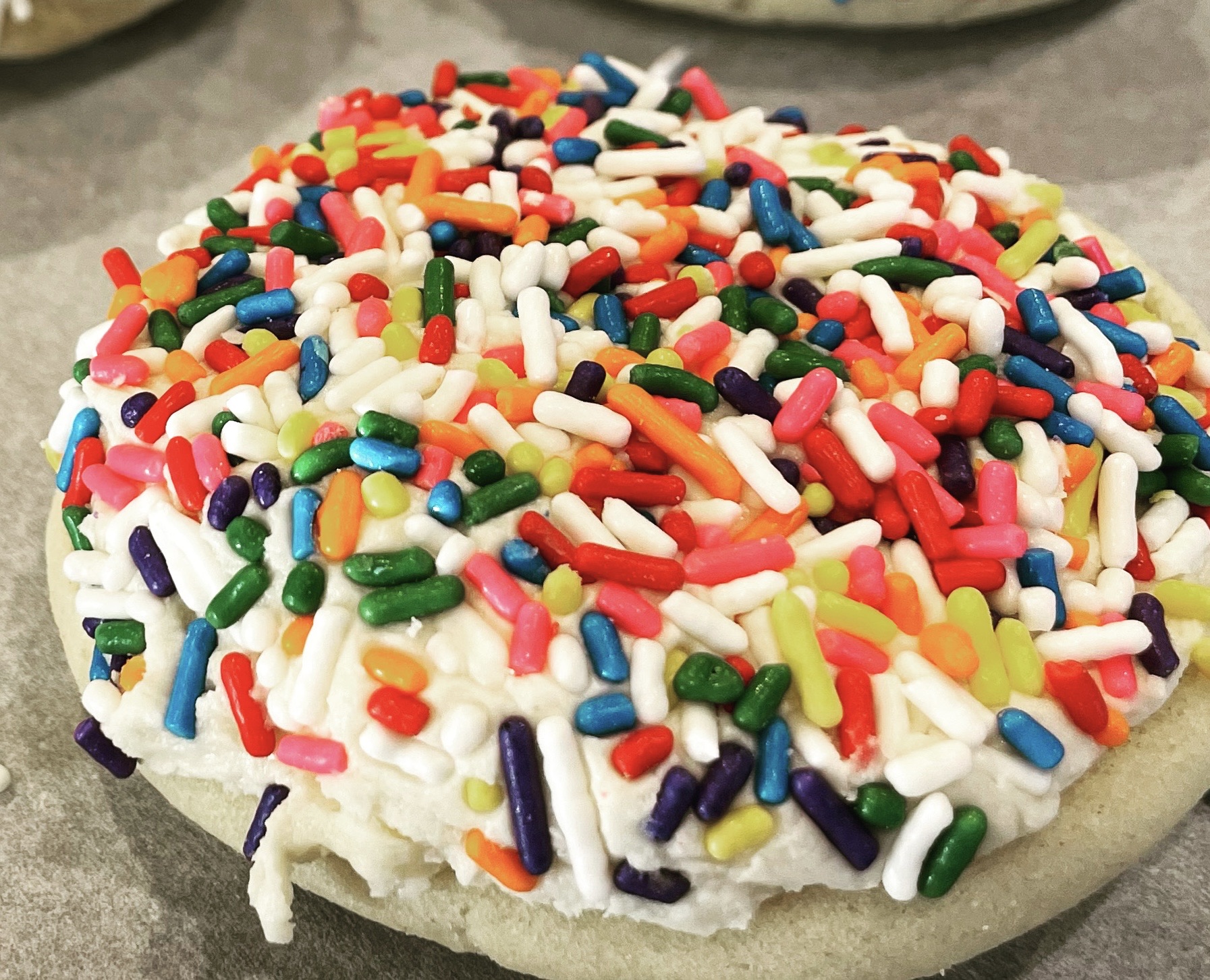 AMY’S FAMOUS FROSTING COOKIES