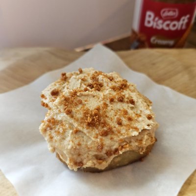 Cookie Butter Cinnamon Rolls Dozen
