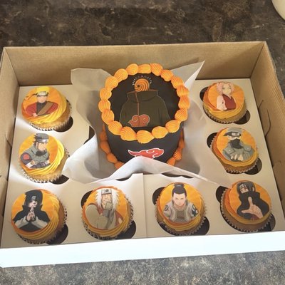 5” Cake + 8 Cupcakes