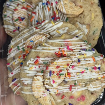 Golden oreo cheesecake cookies