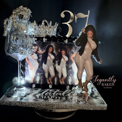 THE VIP GLAM CAKE 🖤💎