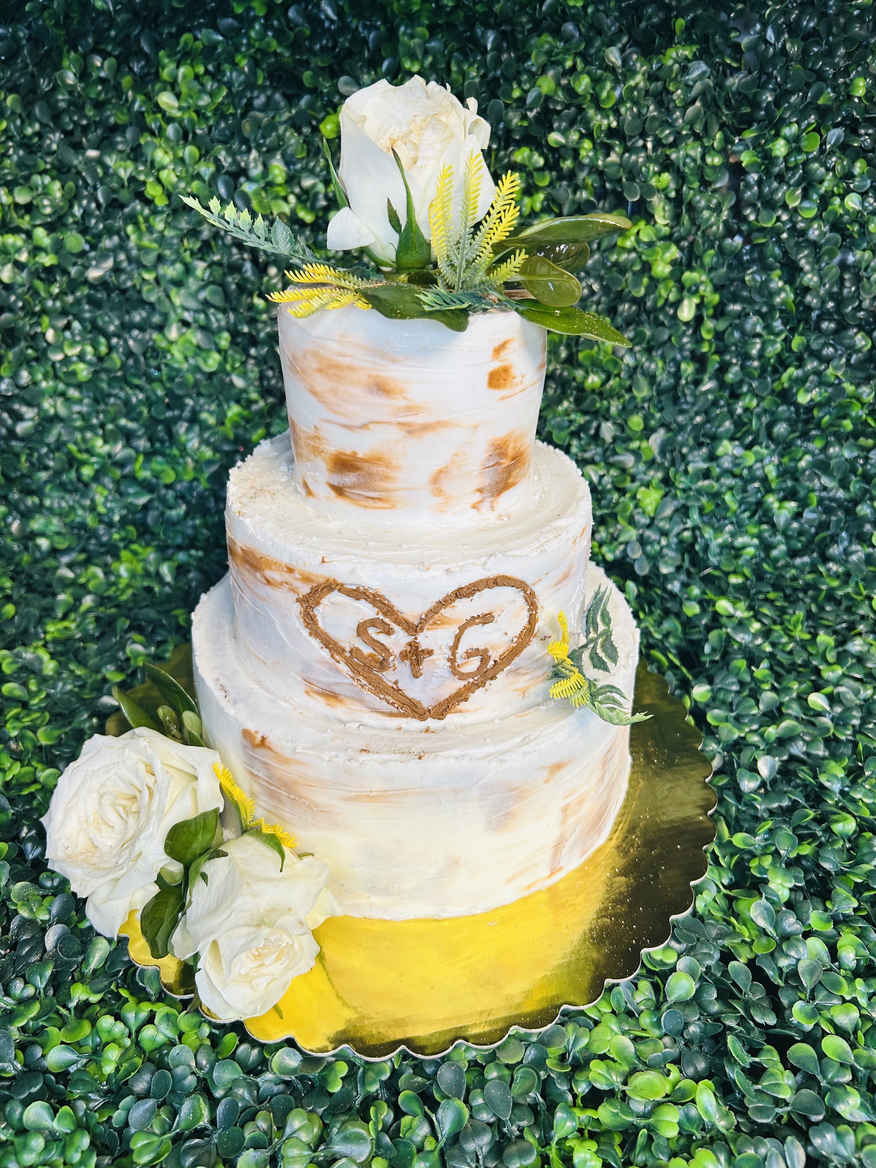 Wedding & Anniversary Cakes 