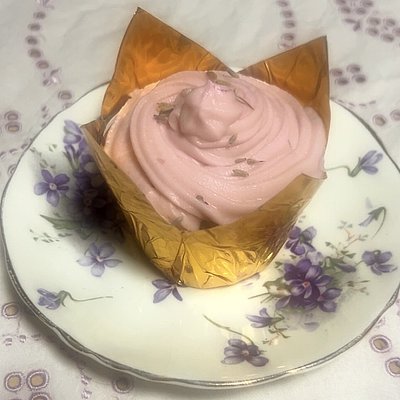 Gluten Free Earl Grey Lavender Cupcakes With Honey Lavender Frosting