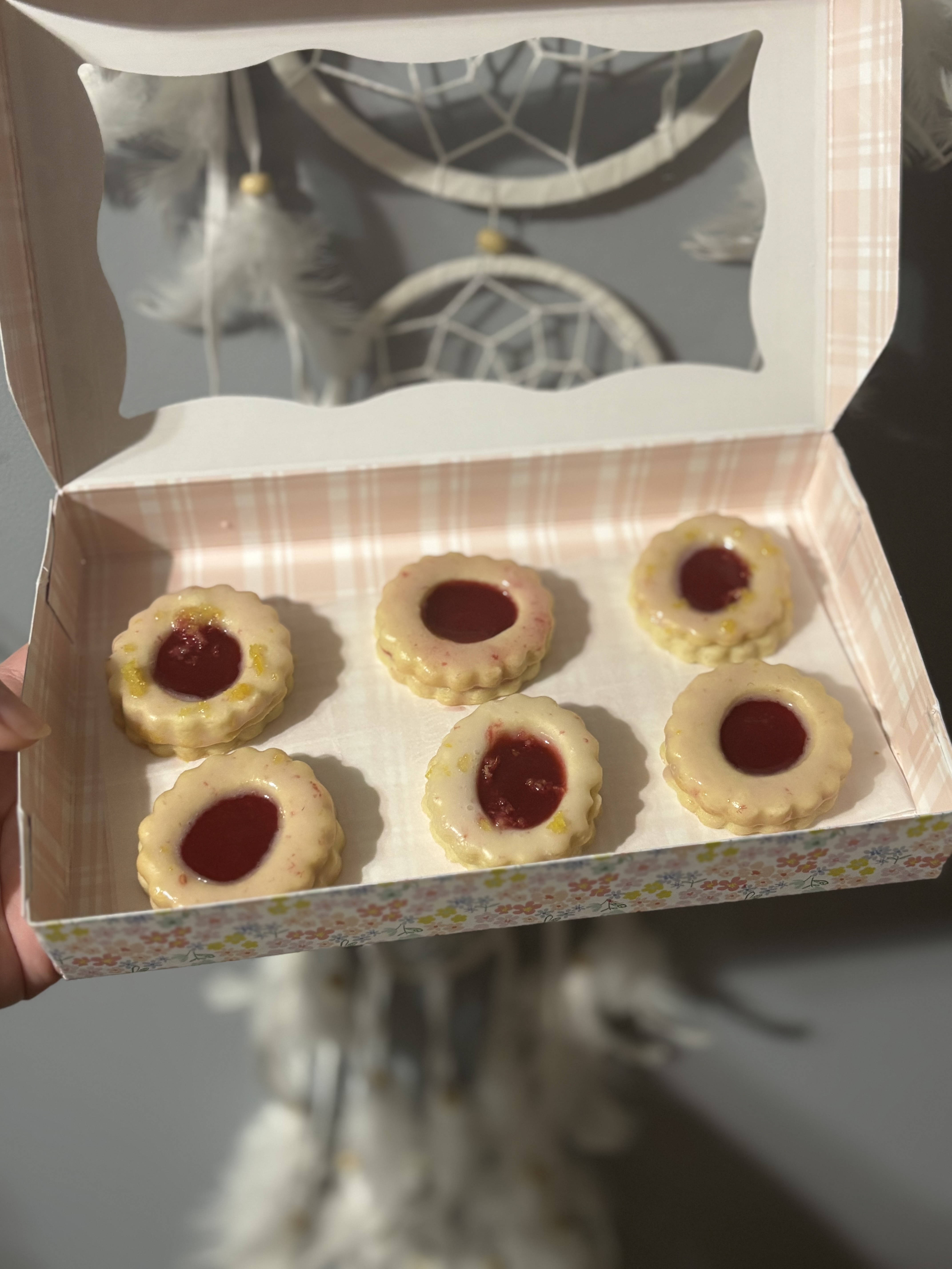 Raspberry Linzers 