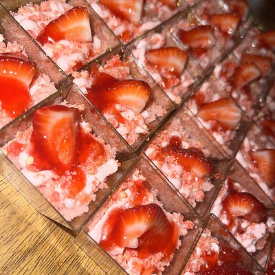 Cake Cups (2oz)