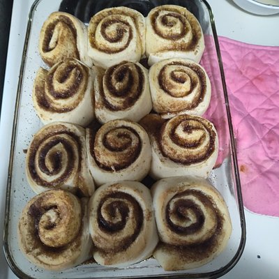 4 Pack Cinnamon Rolls