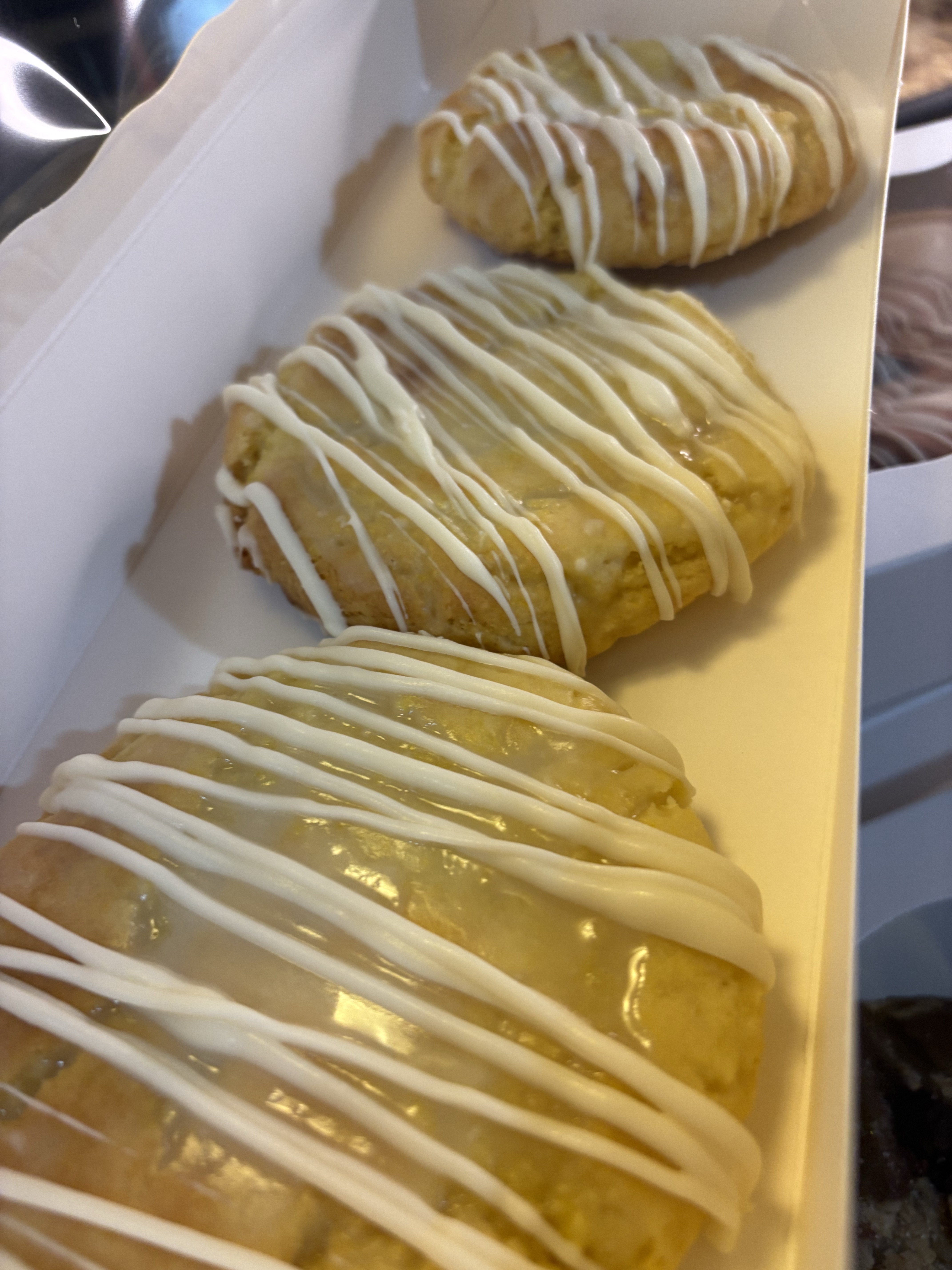 Frosted Lemon 