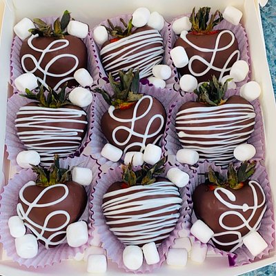 Customizable Chocolate Covered Strawberries 