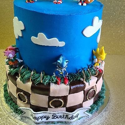 2 Tiered Cake 8in/10inch Serves 60