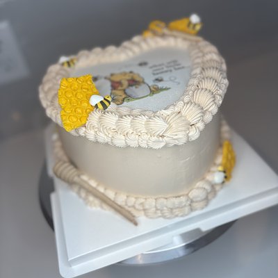 8 Inch Heart Cake
