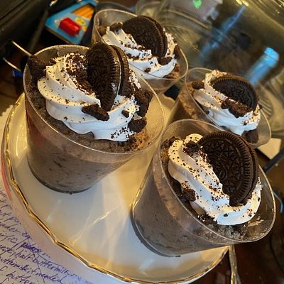 Cookies & Cream Mousse Cups (4)