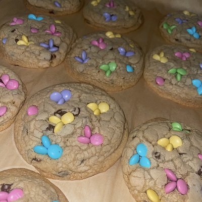 6 Count Full Size Bunny Cookies