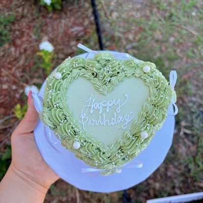 4” Heart Cake