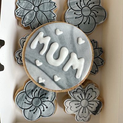 Large Fondant Shortbread