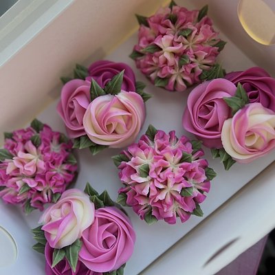 Classic Blooms