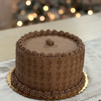 8” Chocolate Raspberry Truffle Cake