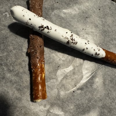 Chocolate Pretzels