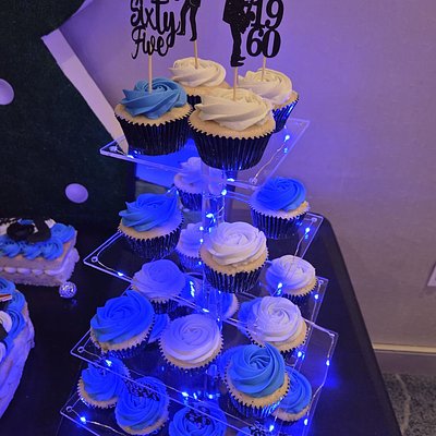 Cake and Cupcake Stand Rentals 