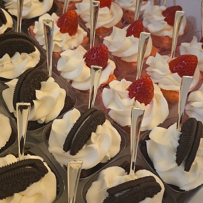Cake Shots