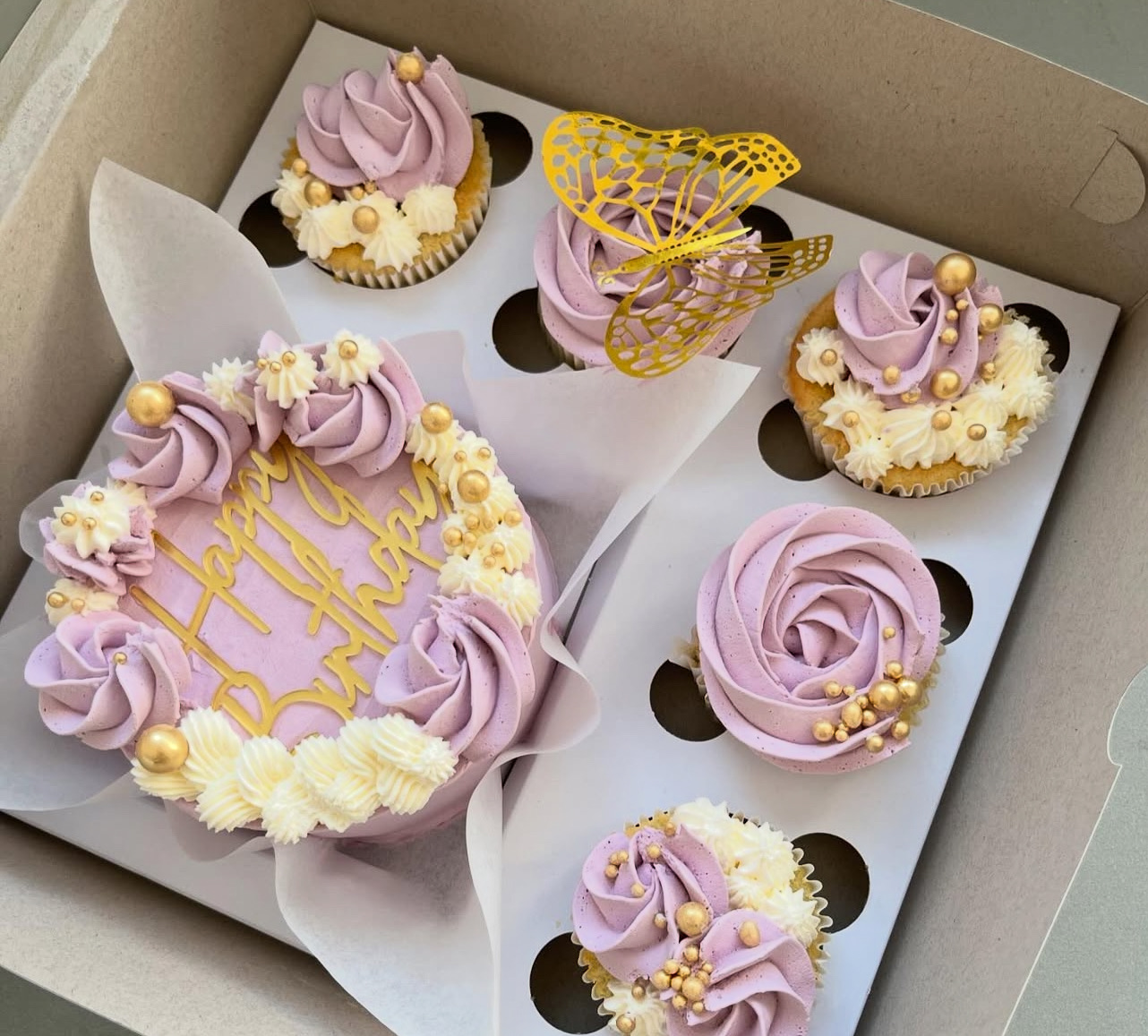 Bento Cake + 5 Cupcakes (for 10-12pp)