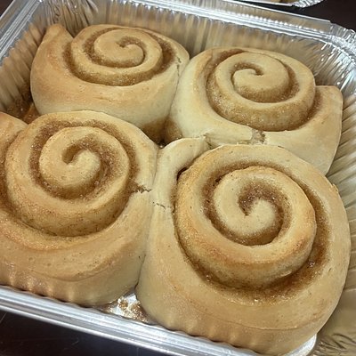 Cinnamon Rolls (4 Pack)