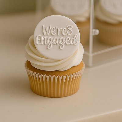 Engagement Fondant Cupcakes (12)