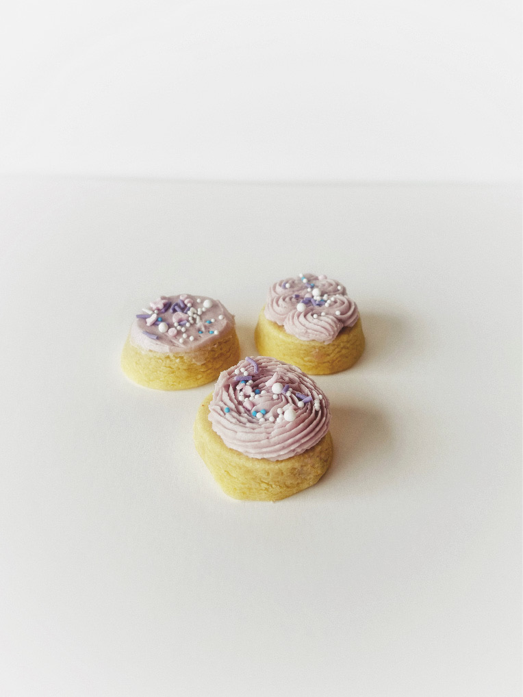 Organic Frosted Sweeties (15ct)