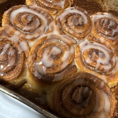 Cinnamon Roll Party Pack